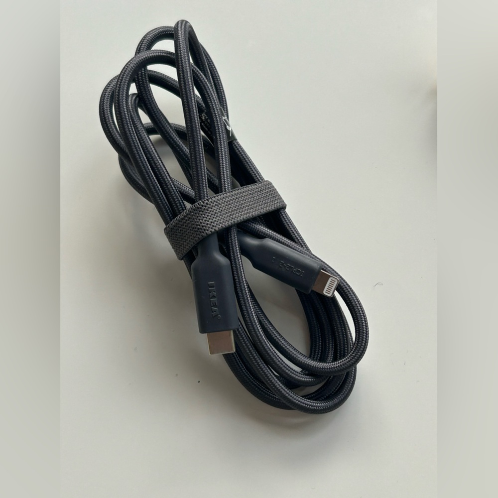 IKEA LILLHULT USB-C to Lightning Cable